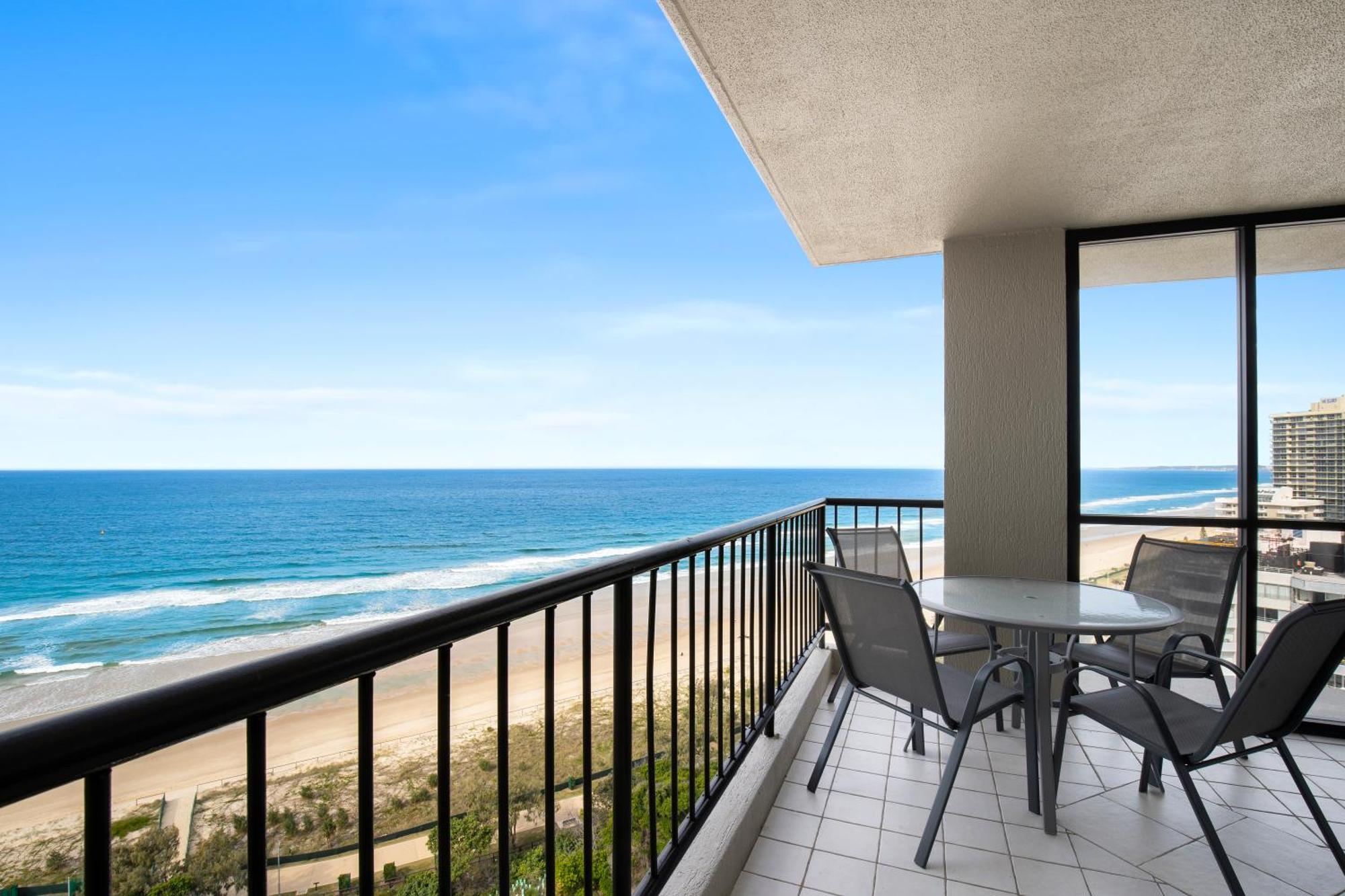 Capricorn One Beachside Holiday Apartments - Official Gold Coast Exterior foto